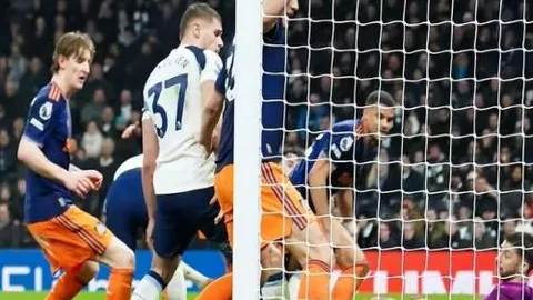 普尔客场19分8助攻，奇才击败篮网